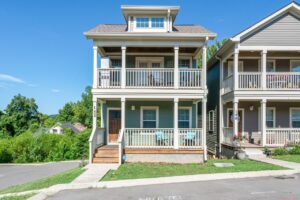 Nashville homes for sale in neighborhoods with good schools, Nashville homes for sale with low HOA fees, Nashville homes for sale with a pool under $300,000, Nashville homes for sale with a lot of natural light,