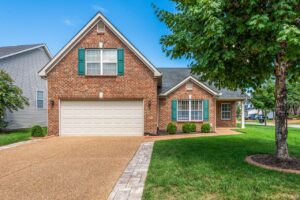 Nashville homes for sale with a screened-in pool, Nashville homes for sale with a Jacuzzi, Nashville homes for sale with a sauna, Nashville homes for sale with a steam room.