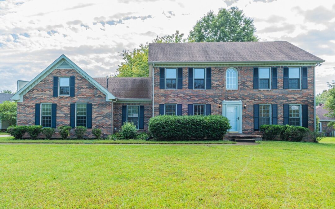 2704 Runnymeade Dr, Clarksville, TN 37043