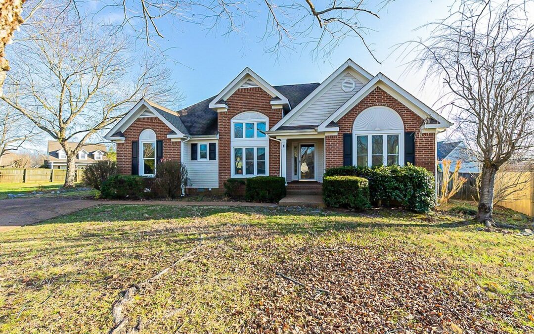 2807 Crystal Ct, Thompsons Station, TN 37179