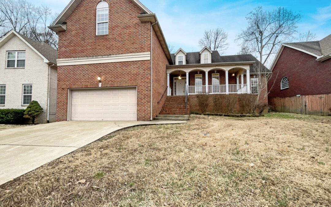1304 Weeping Cherry Ln, Hermitage, TN 37076