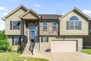 Nashville homes for sale with a loft, Nashville homes for sale with a skylight, Nashville homes for sale with a wet bar, Nashville homes for sale with a wine cella