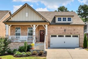 Nashville homes for sale with a front porch, Nashville homes for sale with a back porch, Nashville homes for sale with a screened-in pool, Nashville homes for sale with a Jacuzzi