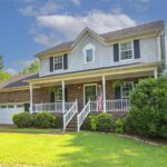 Nashville homes for sale with a balcony, Nashville homes for sale with a covered porch under $200,000, Nashville homes for sale with a corner lot, Nashville homes for sale with a large kitchen under $250,000, Nashville homes for sale in neighborhoods with low crime rates, Nashville homes for sale with a formal dining room, Nashville homes for sale with a walk-in closet in the master bedroom,