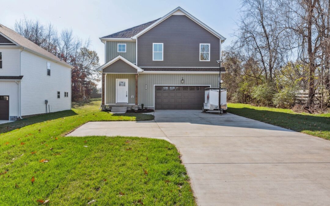 584 Lafayette Rd, Clarksville, TN 37042