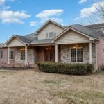 Nashville homes for sale with a guest house, Condos for sale in Nashville with rooftop terrace. Affordable single-family homes for sale in Nashville, Nashville fixer-upper homes for sale under $200,000, Nashville condos for sale under $150,000, Townhouses for sale in Nashville under $250,000,