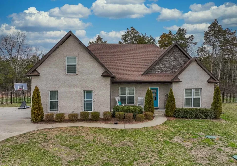 233 Amazonway Rdg, Murfreesboro, TN 37130