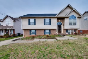 Nashville homes for sale with a covered porch under $200,000, Nashville homes for sale with a corner lot, Nashville homes for sale with a large kitchen under $250,000