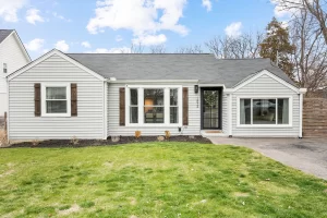 Nashville homes for sale with a pantry in the kitchen, Nashville homes for sale in quiet area, Nashville homes for sale in quiet neighborhoods with mature trees
