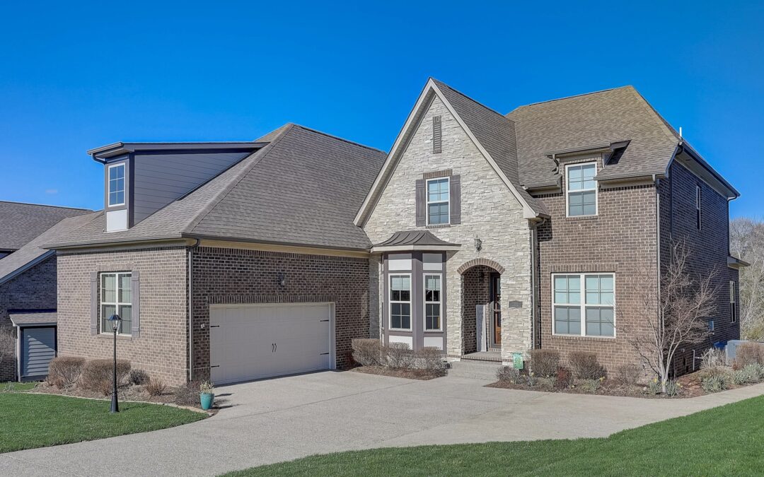 131 Ervin St, Hendersonville, TN 37075
