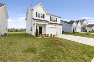 Condos for sale in Nashville with rooftop terrace. Affordable single-family homes for sale in Nashville, Nashville fixer-upper homes for sale under $200,000, Nashville condos for sale under $150,000, Townhouses for sale in Nashville under $250,000
