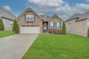 4006 Madrid Dr, Spring Hill, TN 37174