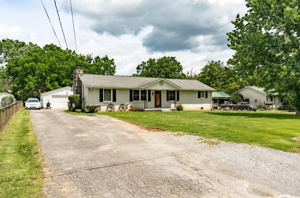 127 Vaughn St, La Vergne, TN 37086