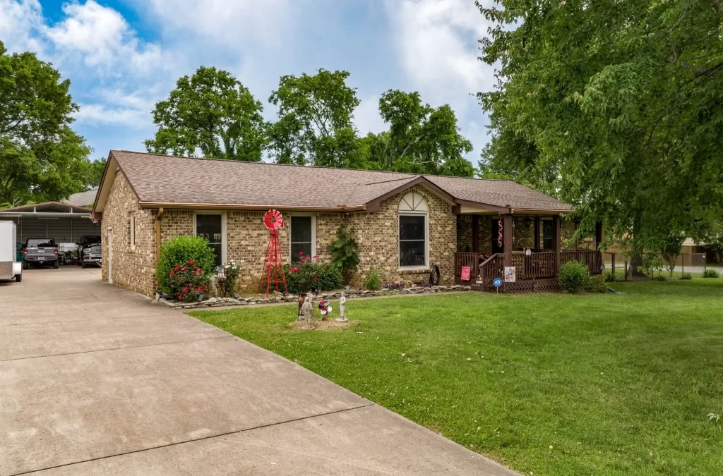 211 Davis Park Dr, Smyrna, TN 37167