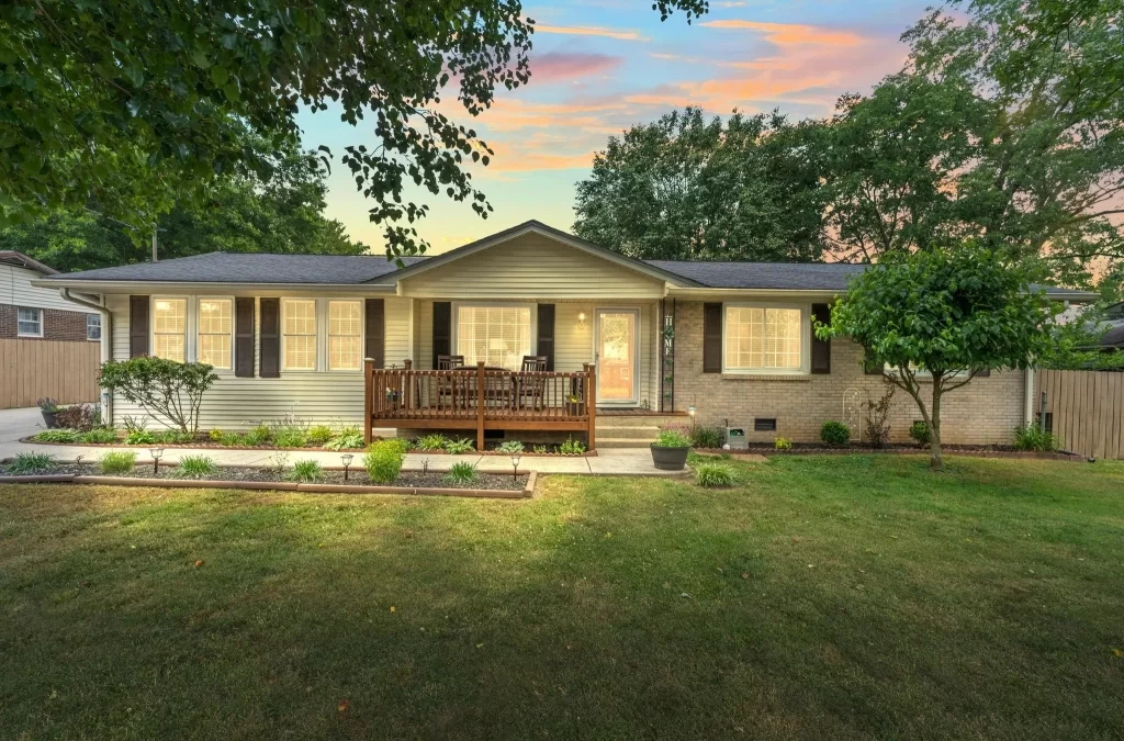111 Winding Way Dr, Hendersonville, TN 37075