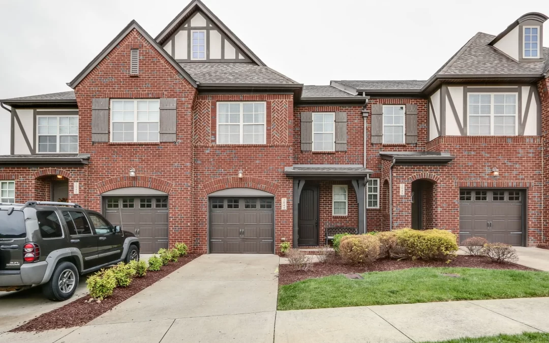 2044 Bungalow Dr, Thompsons Station, TN 37179